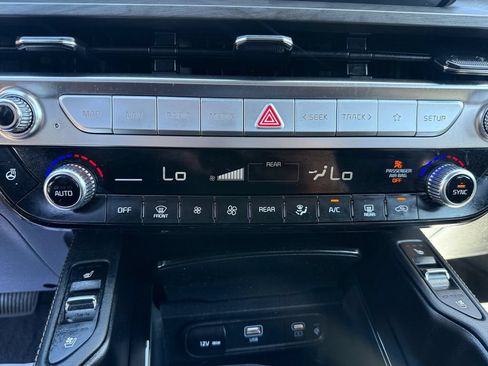 Used 2025 Kia Telluride EX X-Line AWD/4WD image 24