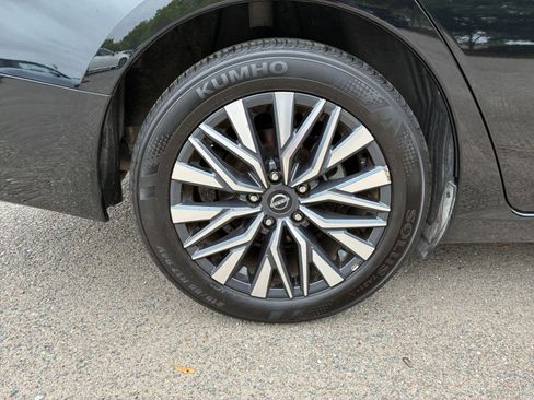 Used 2025 Nissan Altima 2.5 SV image 29