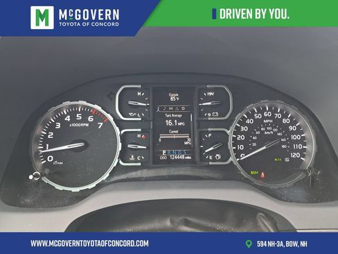 Used 2021 Toyota Tundra SR5 w/ TRD Off-Road Package AWD/4WD image 30