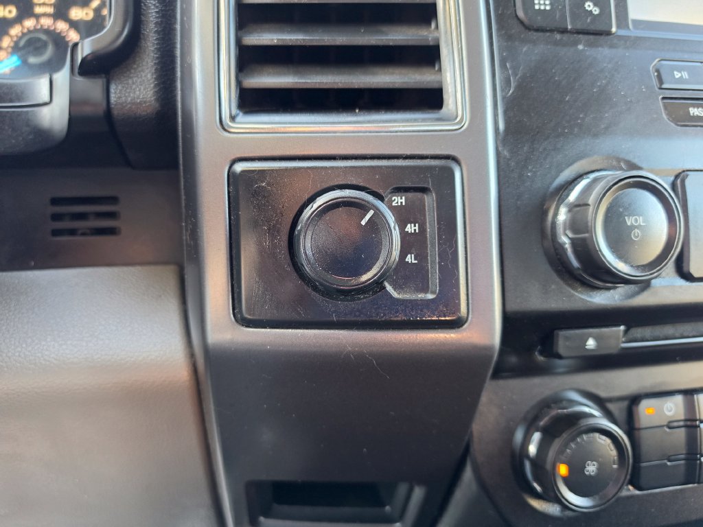 Used 2018 Ford F150 XLT AWD/4WD image 22
