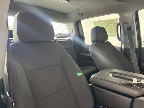 Used 2025 Chevrolet Silverado 3500 W/T image 25