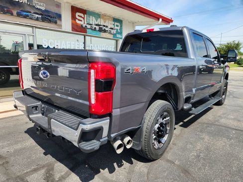 Used 2023 Ford F250 Lariat AWD/4WD image 3