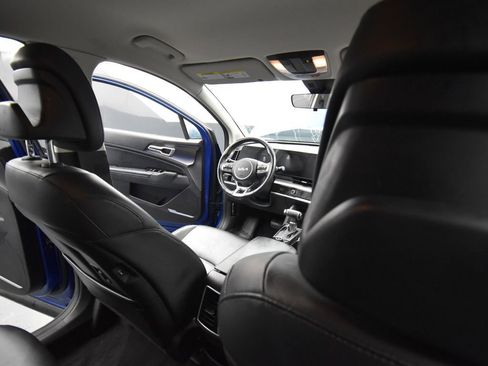 Certified 2023 Kia Sportage EX image 20