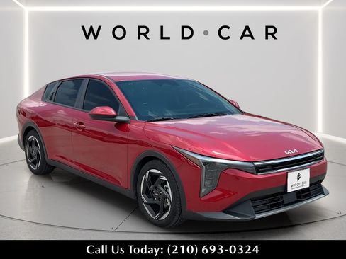 Certified 2025 Kia K4 EX FWD image 1