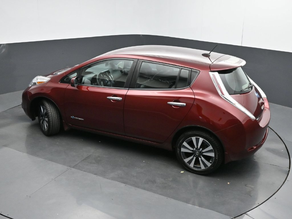 Used 2016 Nissan Leaf SL w/ Premium Package FWD image 37