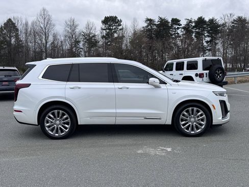 Used 2023 Cadillac XT6 Premium Luxury w/ Platinum Package image 8
