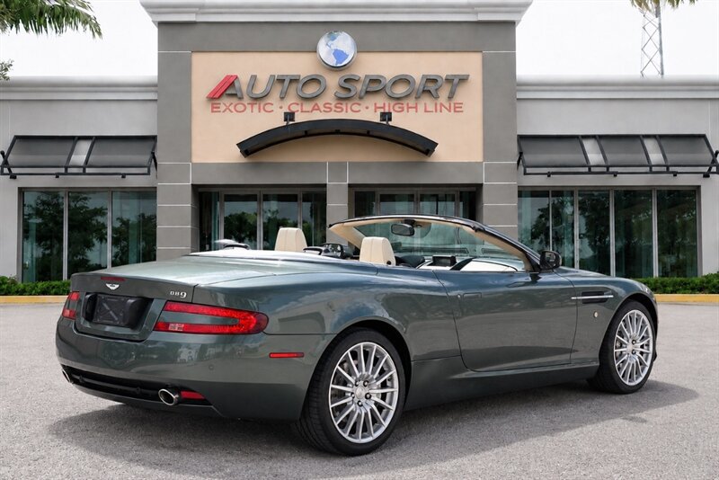 Used 2009 Aston Martin DB9 Volante RWD image 4