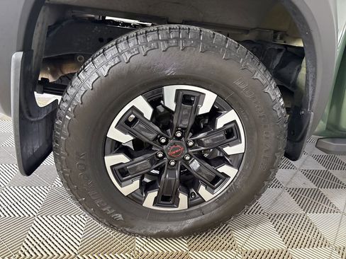 Used 2024 Nissan Frontier PRO-4X w/ Off-Road Protection Package image 32