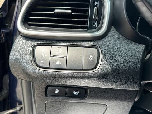 Used 2020 Kia Sorento EX FWD image 26