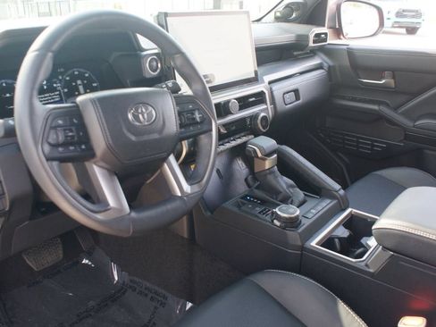 Used 2026 Toyota 4Runner Limited AWD/4WD image 14