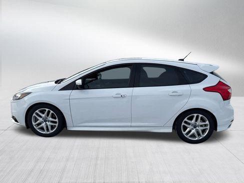 Used 2014 Ford Focus ST w/ Equipment Group 202A image 12