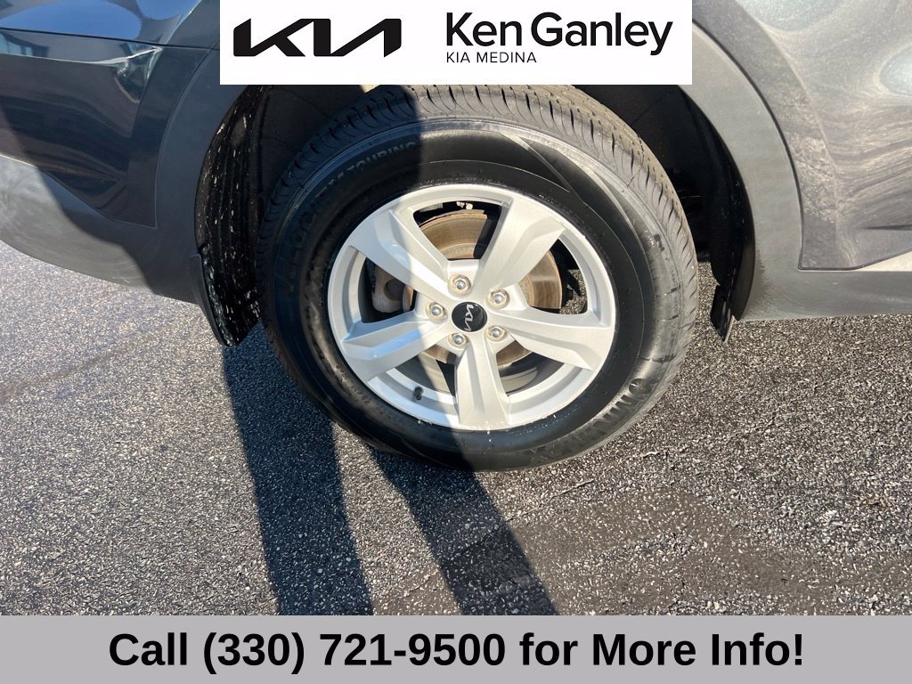Certified 2022 Kia Sorento LX AWD/4WD image 21