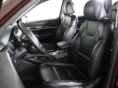 Used 2022 Kia Telluride LX image 29