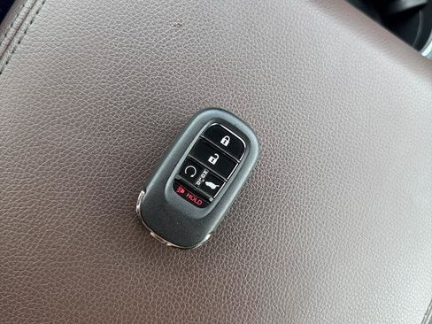 Used 2023 Honda Pilot Elite image 33