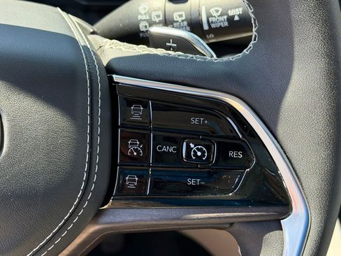 Certified 2023 Jeep Grand Cherokee L Overland w/ MOPAR Finishing Package AWD/4WD image 14