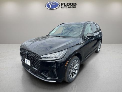 New 2026 Lincoln Aviator AWD image 3