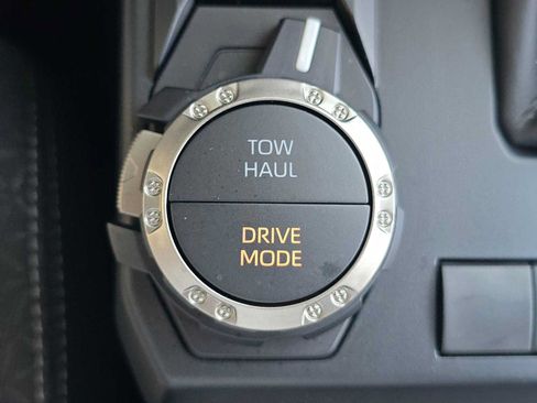 Certified 2026 Toyota 4Runner SR5 AWD/4WD image 37