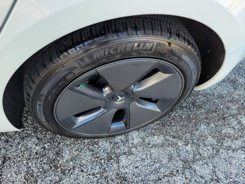 Used 2021 Tesla Model 3 Long Range AWD/4WD image 19