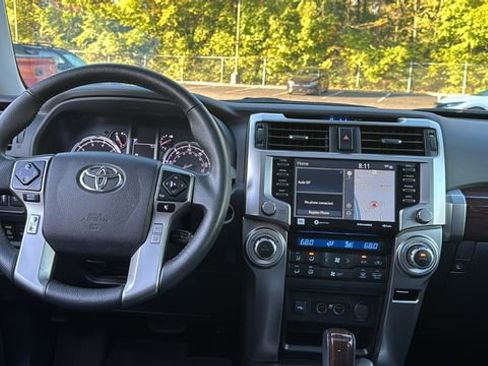 Used 2022 Toyota 4Runner Limited image 12