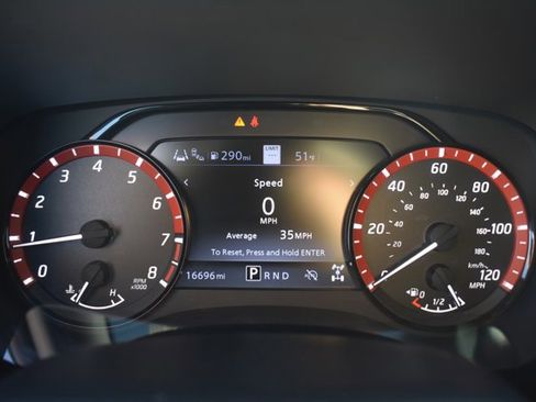 Used 2024 Nissan Frontier PRO-4X w/ Pro Convenience Package image 22