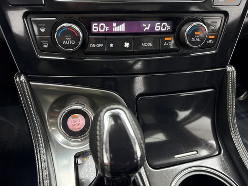 Used 2020 Nissan Maxima 3.5 SL w/ Floor Mat Group FWD image 29