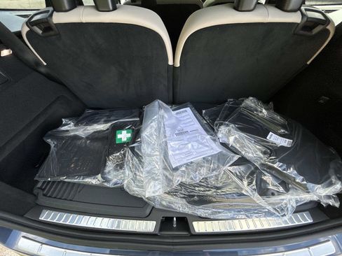 New 2026 Volvo XC90 B6 Plus w/ Protection Package Premier image 18