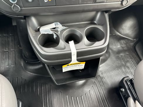 New 2025 GMC Savana 2500 w/ Driver Convenience Package RWD image 18