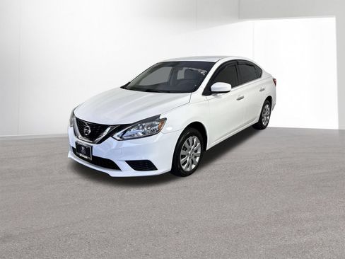 Used 2016 Nissan Sentra S FWD image 22