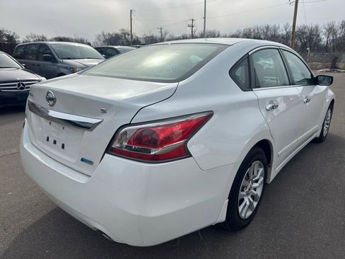 Used 2014 Nissan Altima 2.5 S image 5