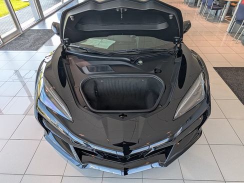 Used 2025 Chevrolet Corvette Z06 RWD image 26
