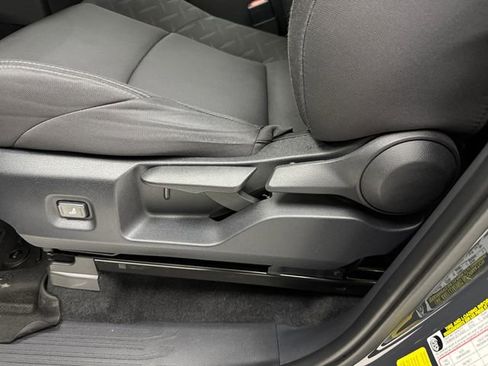 Used 2024 Toyota Tacoma SR image 28