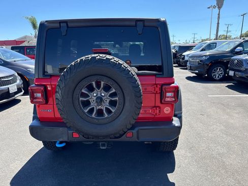 Used 2021 Jeep Wrangler Unlimited Rubicon 4xe w/ Cold Weather Group AWD/4WD image 16