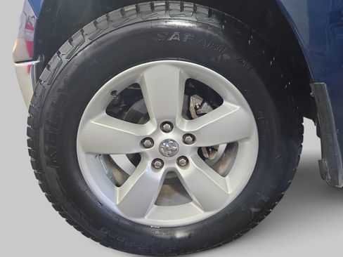 Used 2022 RAM 1500 Classic SLT w/ Electronics Group AWD/4WD image 35