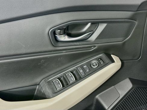 Used 2024 Honda Accord EX image 20