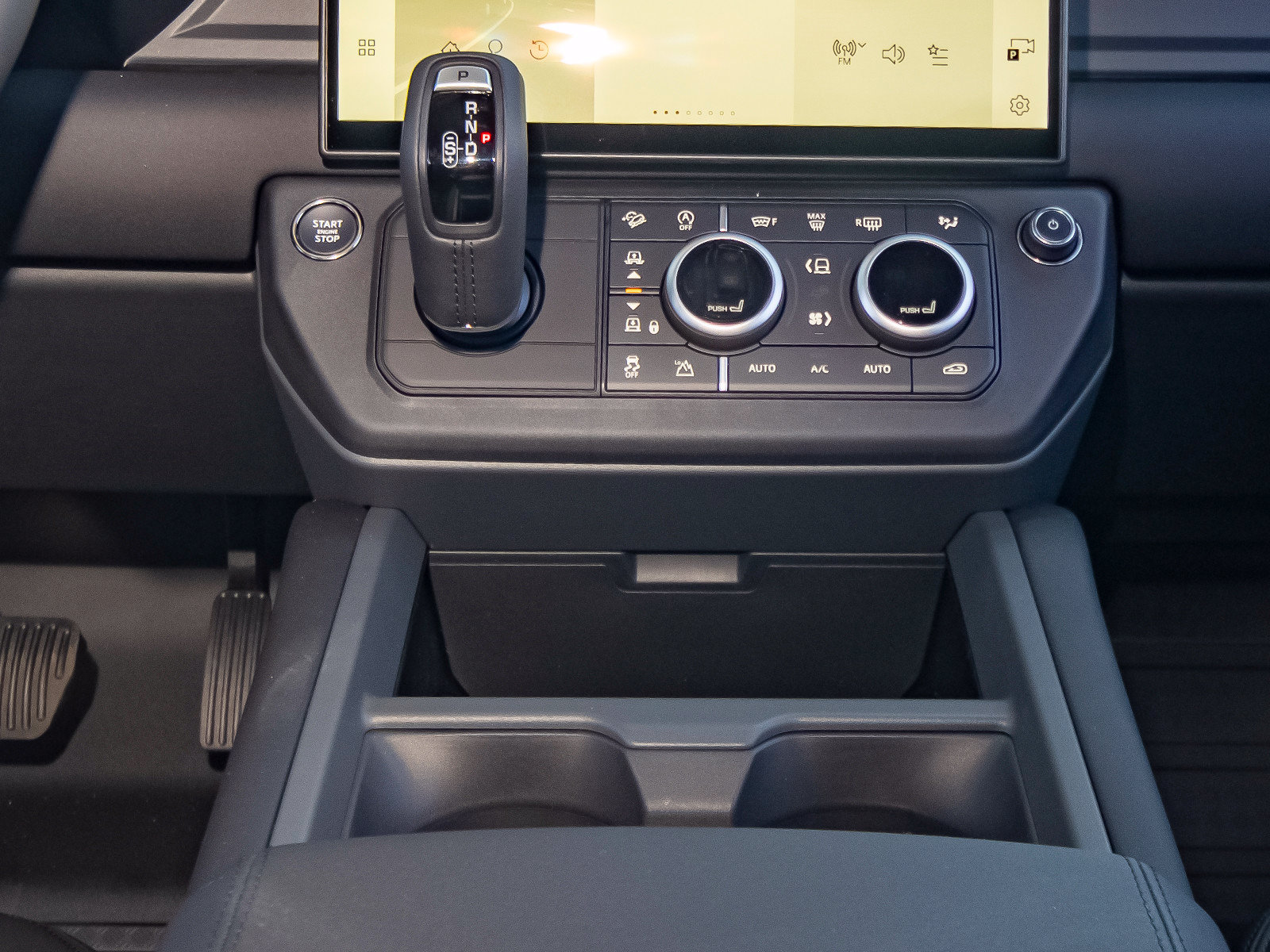 New 2026 Land Rover Defender 110 S AWD/4WD image 26
