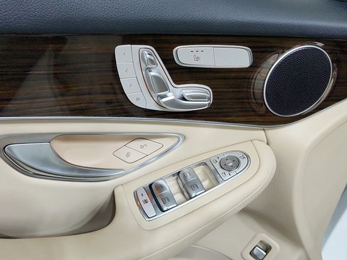 Certified 2020 Mercedes-Benz GLC 300 GLC 300 image 19