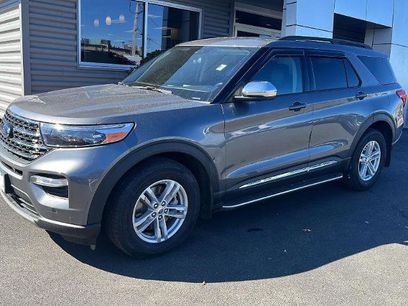 Certified 2021 Ford Explorer XLT w/ Equipment Group 202A