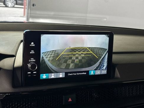 Used 2025 Honda CR-V Sport Touring image 17