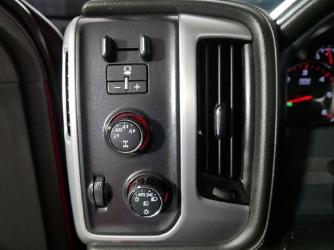Used 2016 GMC Sierra 1500 SLE w/ SLE Value Package AWD/4WD image 26