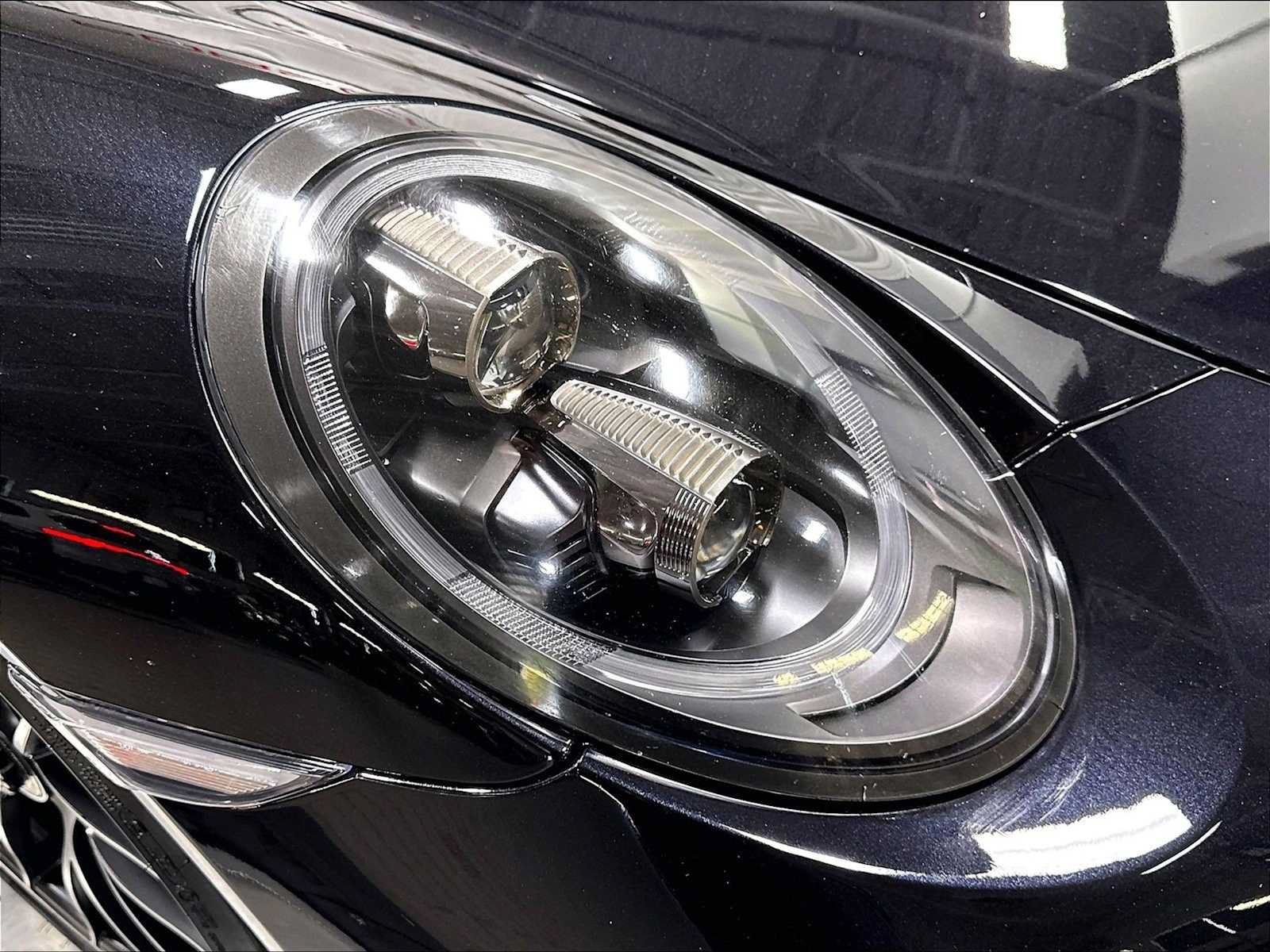 Used 2019 Porsche 911 Turbo S AWD/4WD image 14