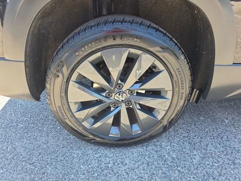 Used 2024 Volkswagen Taos S FWD image 20