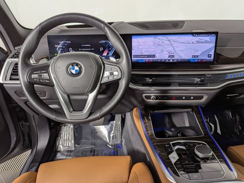 Used 2026 BMW X5 xDrive40i w/ Premium Package AWD/4WD image 21