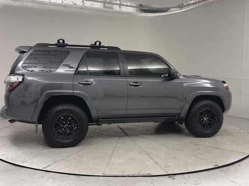 Used 2020 Toyota 4Runner TRD Off-Road AWD/4WD image 8