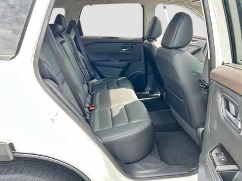 Used 2021 Nissan Rogue SL w/ Premium Package FWD image 24