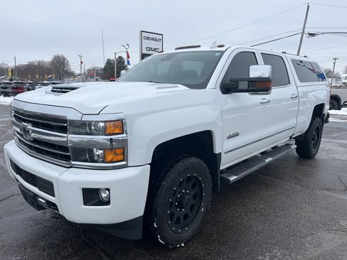 Used 2018 Chevrolet Silverado 2500 High Country w/ Duramax Plus Package image 1