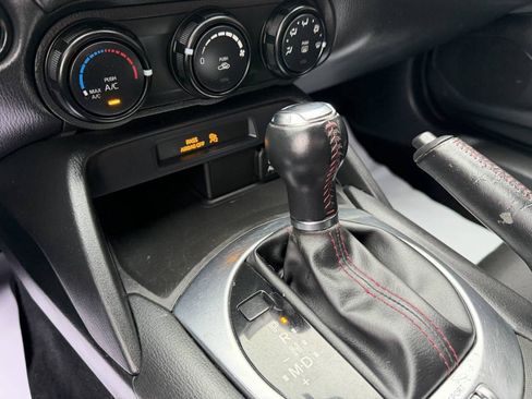 Used 2017 MAZDA MX-5 Miata Sport image 27