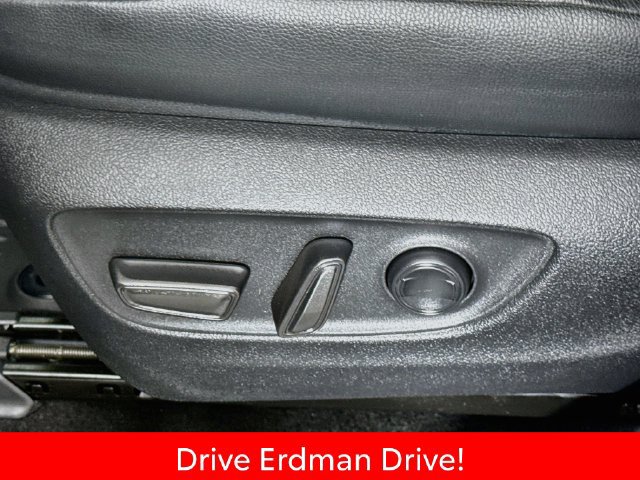 Used 2024 Toyota Grand Highlander AWD image 12