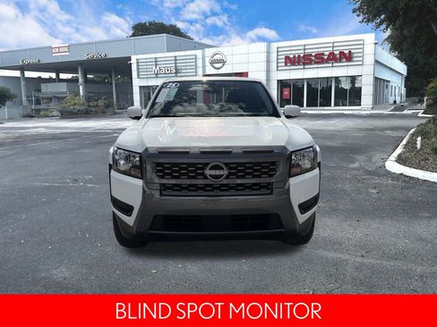 Certified 2025 Nissan Frontier SV image 8