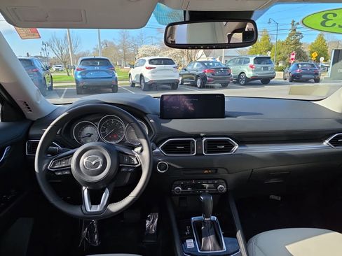 Used 2023 MAZDA CX-5 AWD 2.5 S w/ Preferred Package image 16
