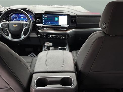 Used 2023 Chevrolet Silverado 1500 LT w/ Protection Package image 9